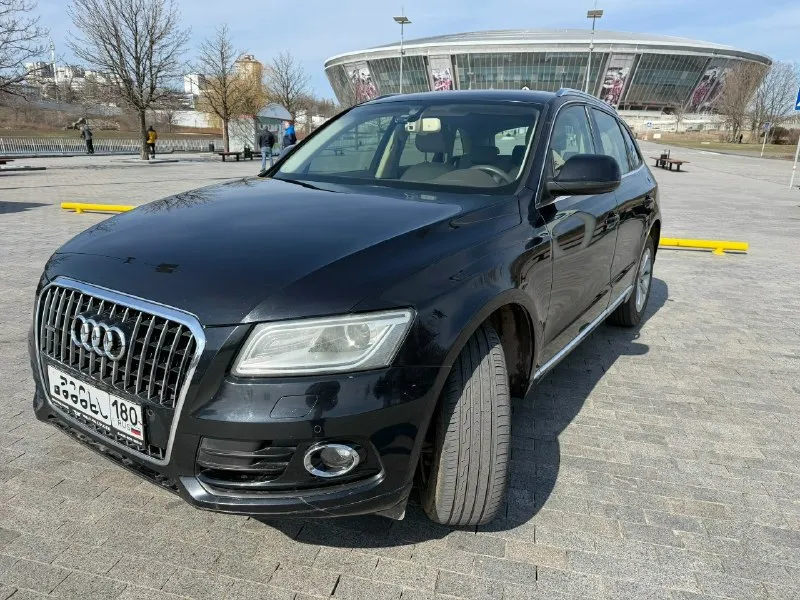 Продам свой автомобиль audi q5 2.0 tfsi 225 лс на 8-ми ступенчатом автомате + полный привод quattro 12.2013 пробег 162000км автомобиль в идеальном состоянии, владею им с 2020 года. по машине сделано все, что только можно. полное то всех жидкостей, замена задних амортизаторов и опор, полностью перебрана передняя подвеска. никаких нареканий нет, сел и поехал, машина приносит массу эмоций. цена 2.350.000 руб +79494762215 📞 звоните: +7(949)4762215 - фотография - 3
