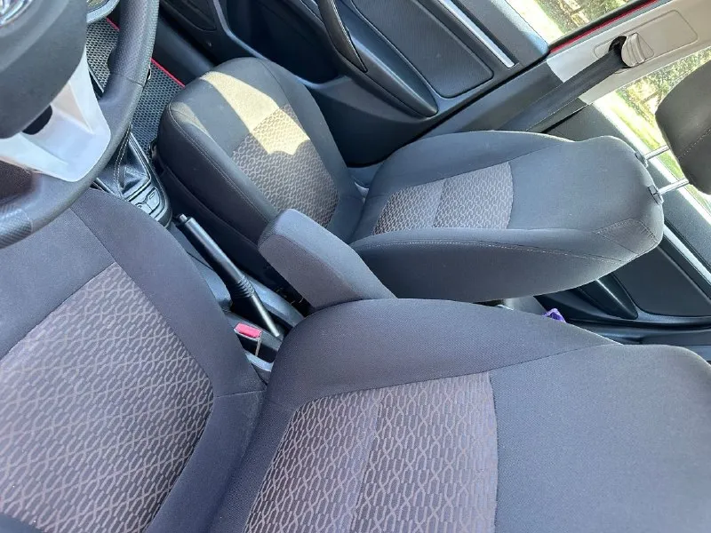 Продам лада веста 2016 год кондиционер музыка 2 комплекта колес 2 ключа пробег 262 тысячи цена 677 тысяч рублей осмотр город снежное днр +79494407569 - фотография - 8