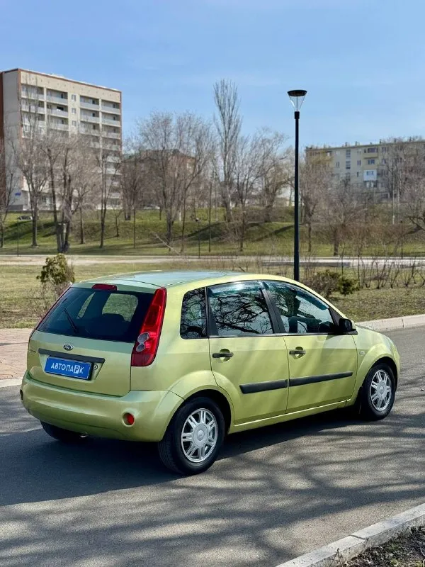 🇩🇪 ford fiesta 💰цена: 410 000р 🏢город: мариуполь 📅год выпуска: 2006 🗒️пробег: 236 191 км. ⚙️двигатель: 1.4 ⛽топливо: бензин ⚙️кпп: механика 📞 телефон: +7-949-727-41-51 +7-949-551-91-52 +7-989-263-55-56 💾 описание: - фотография - 6