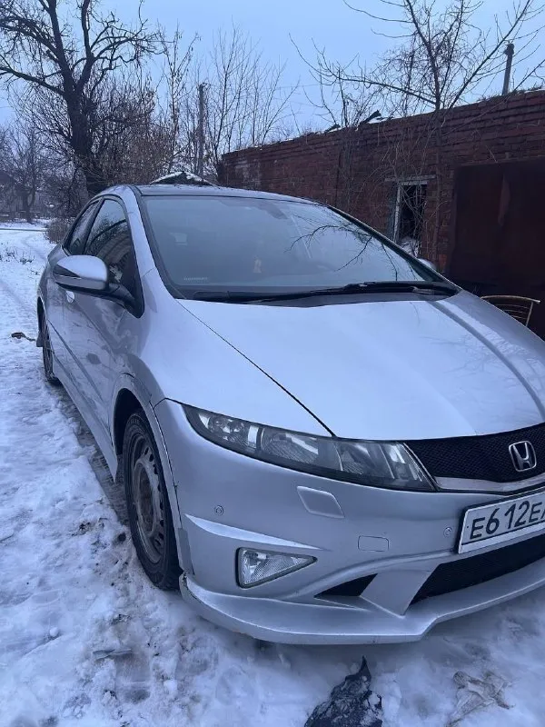 🟢🟢🟢 срочная продажа 🟢🟢🟢 🚗 honda civic 5d 2007 года, рестайлинг от завода. надежный и экономичный хэтчбек с пробегом 240 тыс. км. авто находится в хорошем техническом состоянии. двигатель 1.799 л. 🚗хорошая комплектация:климат и круиз -контроли, подогрев сидений, датчики света и дождя. все системы работают исправно. 🚗по кузову состояние нормальное, соответствует возрасту, есть небольшие дефекты (вышлю в лс). по ходовой части все ровно. машина полностью на ходу и прослужит еще очень долго. 🚗в салоне не курили, все расходники менялись во время, каждые 5000 км 💳 цена 800 тыс. руб донецк +79495049597 анна - фотография - 1