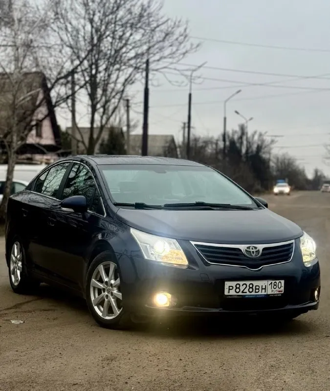 Продам toyota avensis 2010 года выпуска, мотор 1.8 бензин, акпп. автомобиль в багатой комплектации — кожаный салон, мультируль, подогревы сидений и зеркал, климат контроль, круиз контроль, автосвет, линзованая оптика, стеклоподъемник, титановые диски. по технике все работает без нареканий, по кузову гнили и ржавчины нет. продажа с полным переоформлением. цена 990.000 руб. звоните +79495196001 📞 🇷🇺 звоните: +79495196001 - фотография - 4