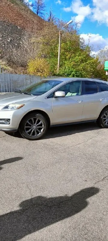 Продам mazda cx-7, мотор 2.3 л, турбо, 248 л. с. , 2007 год. максимальная комплектация: кожаный салон, подогревы и электрорегулировка сидений, датчик дождя и света, электрозеркала с подогревом, музыка bose, android магнитола, бесключевой доступ, парктроники. по авто: 1) перебрана ходовая, новые тормозные диски и колодки (заменены в круг); 2) двигатель и коробка работают без нареканий, заменены масла в двигателе и коробке, раздатке, редукторе; 3) заменен компрессор кондиционера (новый) номер для звонков: +79490226487 📞 звоните: +7(949)0226487 - фотография - 10