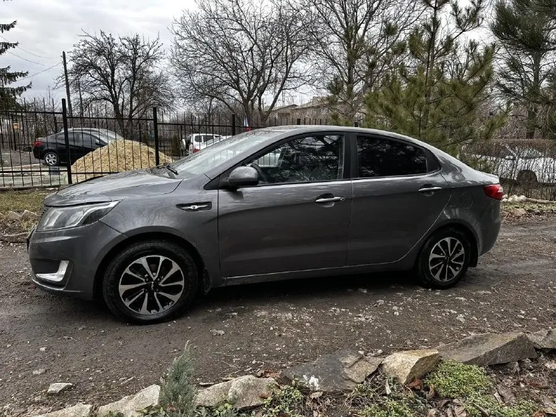 Продам kia rio 3 год: 2012 пробег -156 т. Км. Авто в хорошем состоянии двигатель 1.6 (123л. С) коробка - автомат двигатель, коробка, ходовая в хорошем состоянии. Любые проверки на любом сто. Комплектация: гур, магнитола (android), камера заднего вида, парктроник, мульти-руль, кондиционер (заправлен дует отлично), стеклоподъёмники, противотуманки, abs, esp и т. Д. .. Салон в отличном состоянии. Два комплекта резины (зима-штампы, лето на дисках) машина полностью обслужина никаких вложений не требует! Только прошла весеннее то (замена масла, фильтра в круг, устранены нюансы по ходовой) с документами полный порядок. Цена 950 т. Р. Торг. Тел: +79490044978 - виктория
📞 Звоните: +7(949)0044978 - фотография - 2