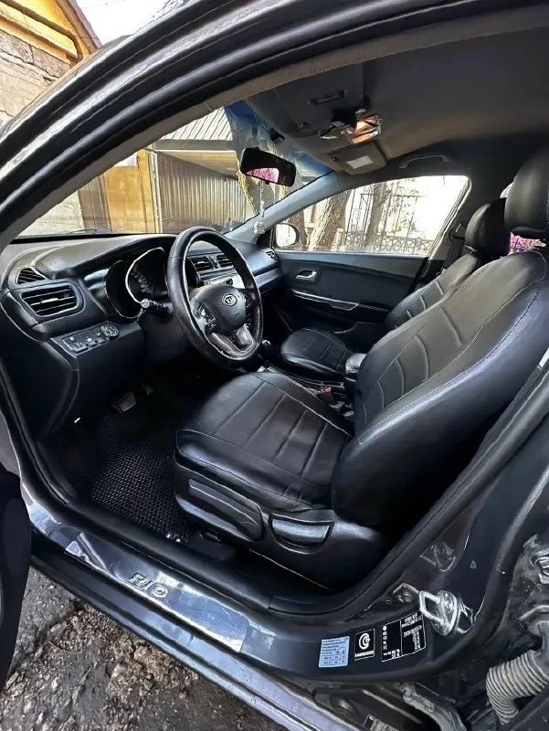 Продам kia rio 3 год: 2012 пробег -156 т. Км. Авто в хорошем состоянии двигатель 1.6 (123л. С) коробка - автомат двигатель, коробка, ходовая в хорошем состоянии. Любые проверки на любом сто. Комплектация: гур, магнитола (android), камера заднего вида, парктроник, мульти-руль, кондиционер (заправлен дует отлично), стеклоподъёмники, противотуманки, abs, esp и т. Д. .. Салон в отличном состоянии. Два комплекта резины (зима-штампы, лето на дисках) машина полностью обслужина никаких вложений не требует! Только прошла весеннее то (замена масла, фильтра в круг, устранены нюансы по ходовой) с документами полный порядок. Цена 950 т. Р. Торг. Тел: +79490044978 - виктория
📞 Звоните: +7(949)0044978 - фотография - 5