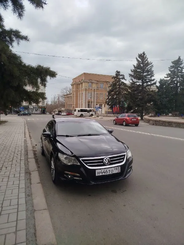 Продам wv в идеале новое сцепление, маховик (оригинал) volkswagen passat cc tsi ✅ двигатель: 1.8 бензин✅ год: 2011 ✅ цвет : чёрный✅ пробег: 190 000 км✅ богатая комплектация : коричневый кожаный салон, автозапуск, климат контроль, подогрев сидений, мультируль, датчик света, датчик дождя, парктроник, abs, esp и тд✅ автомобиль в отличном состоянии вложений не требует, бережная эксплуатация✅ двигатель работает ровно не дымит, не троит✅ новые сцепление и маховик оригинальный в фото смотрите заказ наряды, вложенно много денег, машина готова к эксплуатации коробка без нареканий ✅ ходовая без нареканий ✅ электрика вся работает✅ два комплекта резины✅ осмотр город : макеевка✅ телефон : +79494035536 ✅✅цена : 1 250 000 рублей✅✅ - фотография - 2