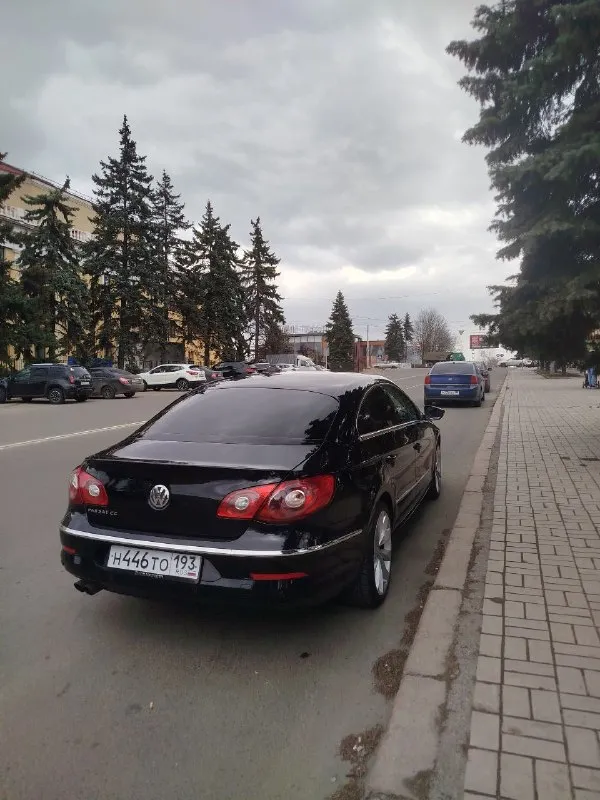 Продам wv в идеале новое сцепление, маховик (оригинал) volkswagen passat cc tsi ✅ двигатель: 1.8 бензин✅ год: 2011 ✅ цвет : чёрный✅ пробег: 190 000 км✅ богатая комплектация : коричневый кожаный салон, автозапуск, климат контроль, подогрев сидений, мультируль, датчик света, датчик дождя, парктроник, abs, esp и тд✅ автомобиль в отличном состоянии вложений не требует, бережная эксплуатация✅ двигатель работает ровно не дымит, не троит✅ новые сцепление и маховик оригинальный в фото смотрите заказ наряды, вложенно много денег, машина готова к эксплуатации коробка без нареканий ✅ ходовая без нареканий ✅ электрика вся работает✅ два комплекта резины✅ осмотр город : макеевка✅ телефон : +79494035536 ✅✅цена : 1 250 000 рублей✅✅ - фотография - 3