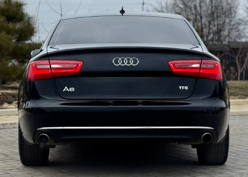 Тел. +79493988204 возможно продажа в кредит продам audi a6 c7 2014г. в идеальном состоянии ! по автомобилю делать не чего не надо!! готов ехать на любые проверки за ваш счёт!) переоформление в мрэо я собственник комплектация abs esp parktronic круиз контроль камера заднего вида start-stop без ключевой доступ подогрев сидений передних и задних подогрев зеркал эл. складывание зеркал бортовой компьютер датчик света датчик дождя датчик давления шин дневные ходовые огни адаптивные фары заводской ксенон музыка премиум класса двухзонный климат контроль пробег 225т бензин цена 1🍋550т. р торг обмен 📲 tg: @artur_dadunia 📞 звоните: +7(949)3988204 - фотография - 5