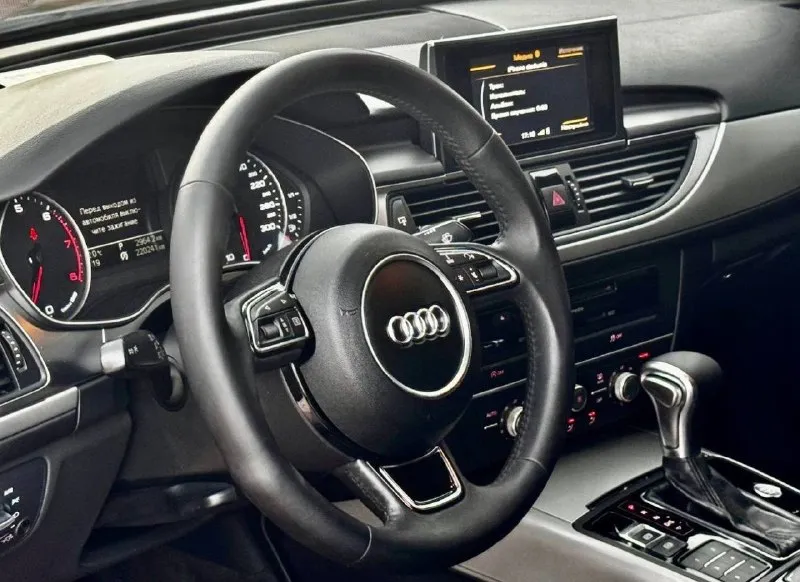 Тел. +79493988204 возможно продажа в кредит продам audi a6 c7 2014г. в идеальном состоянии ! по автомобилю делать не чего не надо!! готов ехать на любые проверки за ваш счёт!) переоформление в мрэо я собственник комплектация abs esp parktronic круиз контроль камера заднего вида start-stop без ключевой доступ подогрев сидений передних и задних подогрев зеркал эл. складывание зеркал бортовой компьютер датчик света датчик дождя датчик давления шин дневные ходовые огни адаптивные фары заводской ксенон музыка премиум класса двухзонный климат контроль пробег 225т бензин цена 1🍋550т. р торг обмен 📲 tg: @artur_dadunia 📞 звоните: +7(949)3988204 - фотография - 9