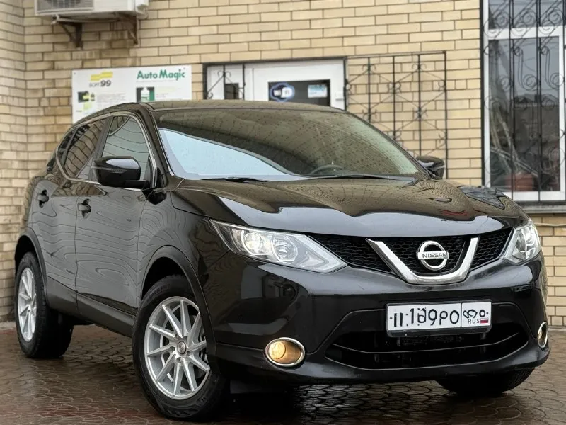 +79494999290 цена: 1.475.000 осмотр: донецк nissan qashqai год: 2017 двигатель: 2.0 коробка: акпп достойный авто, без каких либо вложений! авто в родном окрасе, без дтп. двигатель работает идеально, любые проверки коробка без нареканий, ходовая часть обслужена, без скрипов стуков и тд. комплектация включает комфортные и безопасные опции (удобный салон, мультимедиа, климат-контроль, системы помощи водителю. есть все для комфортной поездки. автомобиль соответствует описанию, по этому звонить только потенциальному покупателю! уважайте мое и свое время! 📞 звоните: +7(949)4999290 - фотография - 4