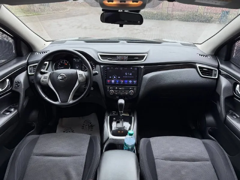 +79494999290 цена: 1.475.000 осмотр: донецк nissan qashqai год: 2017 двигатель: 2.0 коробка: акпп достойный авто, без каких либо вложений! авто в родном окрасе, без дтп. двигатель работает идеально, любые проверки коробка без нареканий, ходовая часть обслужена, без скрипов стуков и тд. комплектация включает комфортные и безопасные опции (удобный салон, мультимедиа, климат-контроль, системы помощи водителю. есть все для комфортной поездки. автомобиль соответствует описанию, по этому звонить только потенциальному покупателю! уважайте мое и свое время! 📞 звоните: +7(949)4999290 - фотография - 9