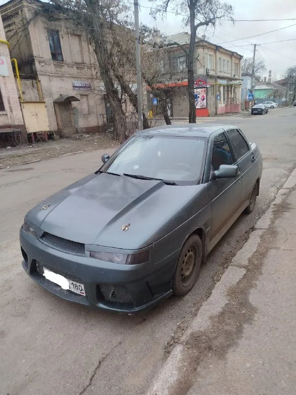 Продам ваз 2110 16 кл. , клапана не гнет. 2006 г. в. машина в отличном состоянии, автомобиль полностью обработан, мотор перебранный, установлен облегченный коленвал, доработана система гбц. перебранная и усиленная кпп. установлен ресивер nfr stail на нем стоит дроссельная заслонка диаметром 54, по выпуску установлен stinger с выпускным коллектором subaru звук. по заднему тормозу установлены дисковые тормоза с гидравлическим ручником. установлена оптика билед. установлен авто-звук. все запчасти и смазочные материалы менялись вовремя. установлена сигнализация с обратной связью. имеются в наличии штатные бампера, и комплект летней резины на легкосплавных дисках р14. цена авто 350 т. р. присутствует торг тел. +79497025873 александр - фотография - 1