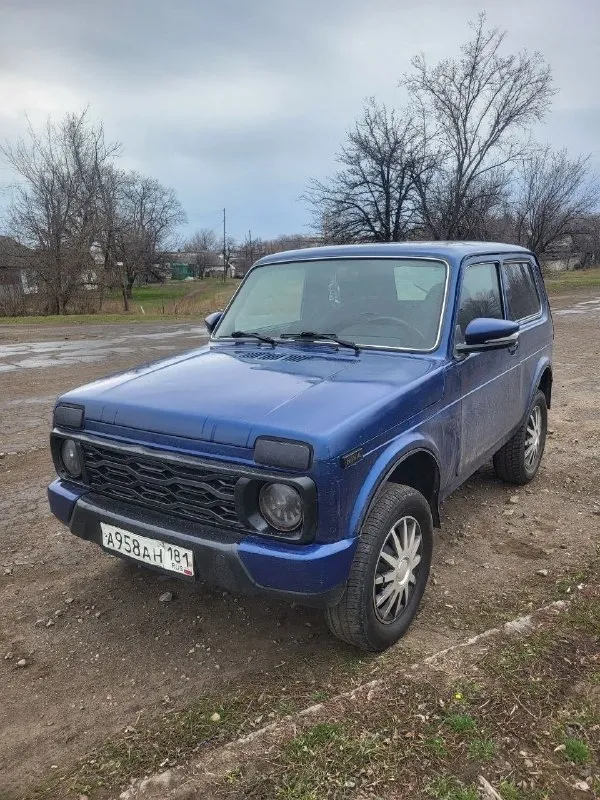 Продам ниву 212140, инжектор 2012 год. цена 400 тыс рублей. на полном ходу, техника в хорошем состоянии. электрика вся работает. двигатель работает хорошо, без лишних звуков. документы в порядке. луганск +7959 2554422 возможен пригон по договоренности. 📞 звоните: +7(959)2554422 - фотография - 4