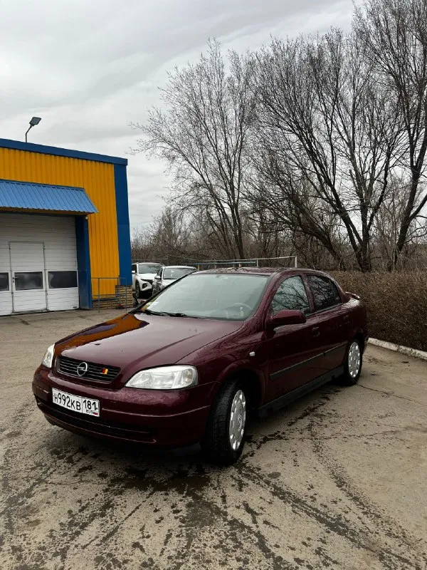 Opel astra g 2006 год 1.4 twinport машина в одних руках 20 лет покупали в автосалоне в 2006 в родном окрасе хранение гаражное машина вся в шумоизоляции работает ровно ходовая часть всю перебирали, ничего не стучит и не гремит коробка работает отлично пробег родной 160к машина без вложений сел и поехал машина находится в луганске только продажа, обмен не предлагать цена: 500.000 +79592840783 осмотр г. луганск 📞 звоните: +7(959)2840783 - фотография - 2