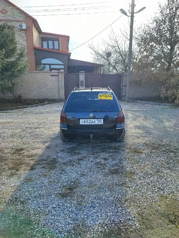 Продам volkswagen bora, 2002 года. машина для своего возраста в достойнейшем состоянии. пробег 204 000 км, неубиваемый двигатель 2.0 azj, считайте только прошёл обкатку. масло не расходует от слова совсем. кпп 5 ступка, работает без нареканий. ходовая часть на 5+, мячик. стоит газ ( не зарегистрирован ). по комплектации: климат контроль, стеклоподъёмники, центральный замок, сетка для собак разделяющая салон и багажник. из последнего: заменена катушка, броне провода и поменяно масло. в авто вкладывать ничего не нужно, садишься и едешь. я собственник по документам, авто моё. если нужно моё присутствие в мрэо, без проблем. проверки на любом сто за ваш счёт приветствуются. причина продажи: два авто в семье, больше не требуется. осмотр г. харцызск. цена 550 000 р. , торг при виде денег. +7 949 098-15-75 📞 звоните: +7(949)0981575 - фотография - 2