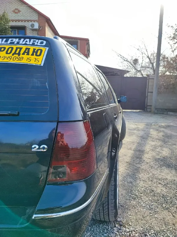 Продам volkswagen bora, 2002 года. машина для своего возраста в достойнейшем состоянии. пробег 204 000 км, неубиваемый двигатель 2.0 azj, считайте только прошёл обкатку. масло не расходует от слова совсем. кпп 5 ступка, работает без нареканий. ходовая часть на 5+, мячик. стоит газ ( не зарегистрирован ). по комплектации: климат контроль, стеклоподъёмники, центральный замок, сетка для собак разделяющая салон и багажник. из последнего: заменена катушка, броне провода и поменяно масло. в авто вкладывать ничего не нужно, садишься и едешь. я собственник по документам, авто моё. если нужно моё присутствие в мрэо, без проблем. проверки на любом сто за ваш счёт приветствуются. причина продажи: два авто в семье, больше не требуется. осмотр г. харцызск. цена 550 000 р. , торг при виде денег. +7 949 098-15-75 📞 звоните: +7(949)0981575 - фотография - 4