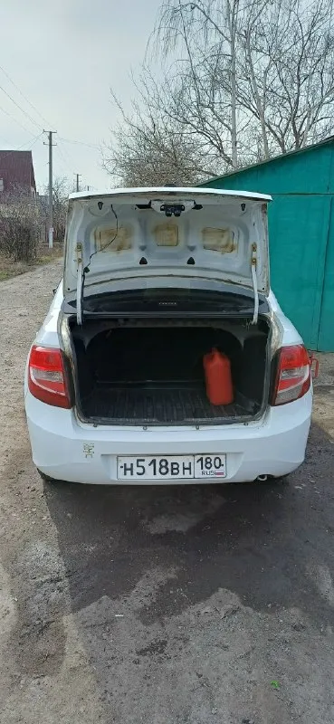 Продам семейное авто, полность обслужена, на хорошем ходу ваз гранта2012гв, с оригинальным пробегом 175000,цена 500000 торг присутствует, тел:+79493164567 📞 звоните: +7(949)3164567 - фотография - 4