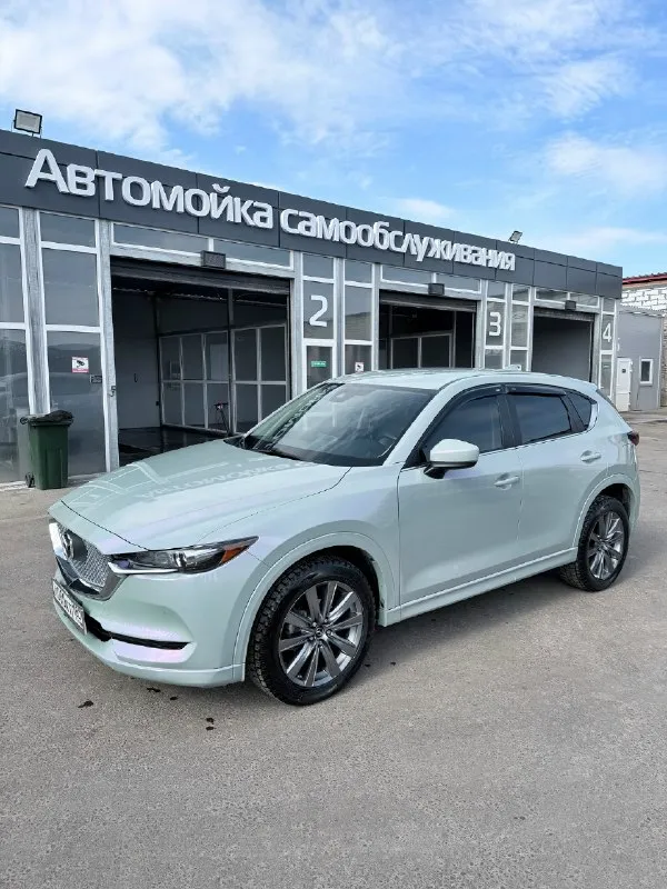 Mazda сх-5 2017 год машина японская ! 2,5 спорт 205 сил в пленке хамелеон 130 тысяч пробег переоформ... - фотография