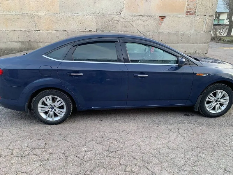 В продаже 🚘ford mondeo🚘 📆2010г 📆 ⚙️1.6 16кл (ford pnba 1.6 duratec ti-vct)⚙️ 🐎125 л. с.🐎 🚨204.000 км🚨 💵650.000₽💵 описание: автомобиль полностью технически обслужен, не считая рулевые наконечники и задние амортизаторы. запчасти куплены, лежат в багажнике. не доходят руки. вся электрика работает: стелкоподъемники, подогрев сидений, парктроники, гидроусилитель руля. установлена андроид магнитола. в комплектации круиз контроль. газ не установлен. чек на приборке по лямбде. на данный момент отшит. документы чистые простой, надежный, семейный автомобиль, который подойдет для любых задач. торг у капота +7 (949) 413-86-52 - дмитрий - фотография - 5