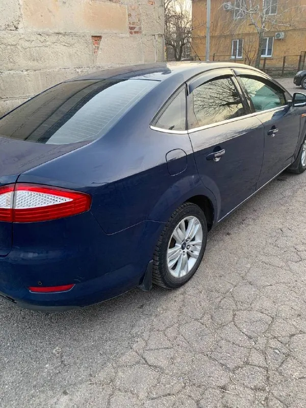В продаже 🚘ford mondeo🚘 📆2010г 📆 ⚙️1.6 16кл (ford pnba 1.6 duratec ti-vct)⚙️ 🐎125 л. с.🐎 🚨204.000 км🚨 💵650.000₽💵 описание: автомобиль полностью технически обслужен, не считая рулевые наконечники и задние амортизаторы. запчасти куплены, лежат в багажнике. не доходят руки. вся электрика работает: стелкоподъемники, подогрев сидений, парктроники, гидроусилитель руля. установлена андроид магнитола. в комплектации круиз контроль. газ не установлен. чек на приборке по лямбде. на данный момент отшит. документы чистые простой, надежный, семейный автомобиль, который подойдет для любых задач. торг у капота +7 (949) 413-86-52 - дмитрий - фотография - 6