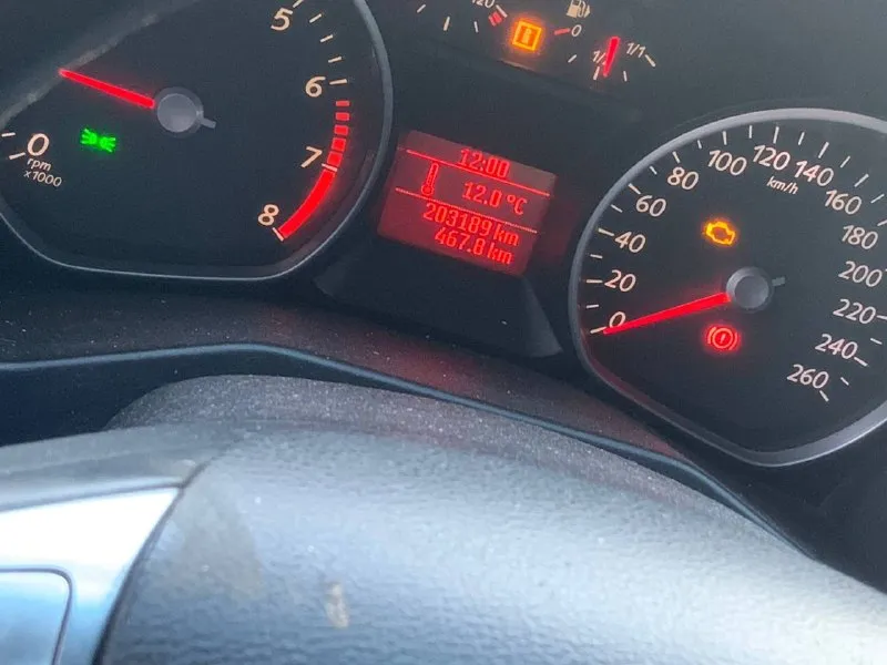 В продаже 🚘ford mondeo🚘 📆2010г 📆 ⚙️1.6 16кл (ford pnba 1.6 duratec ti-vct)⚙️ 🐎125 л. с.🐎 🚨204.000 км🚨 💵650.000₽💵 описание: автомобиль полностью технически обслужен, не считая рулевые наконечники и задние амортизаторы. запчасти куплены, лежат в багажнике. не доходят руки. вся электрика работает: стелкоподъемники, подогрев сидений, парктроники, гидроусилитель руля. установлена андроид магнитола. в комплектации круиз контроль. газ не установлен. чек на приборке по лямбде. на данный момент отшит. документы чистые простой, надежный, семейный автомобиль, который подойдет для любых задач. торг у капота +7 (949) 413-86-52 - дмитрий - фотография - 9
