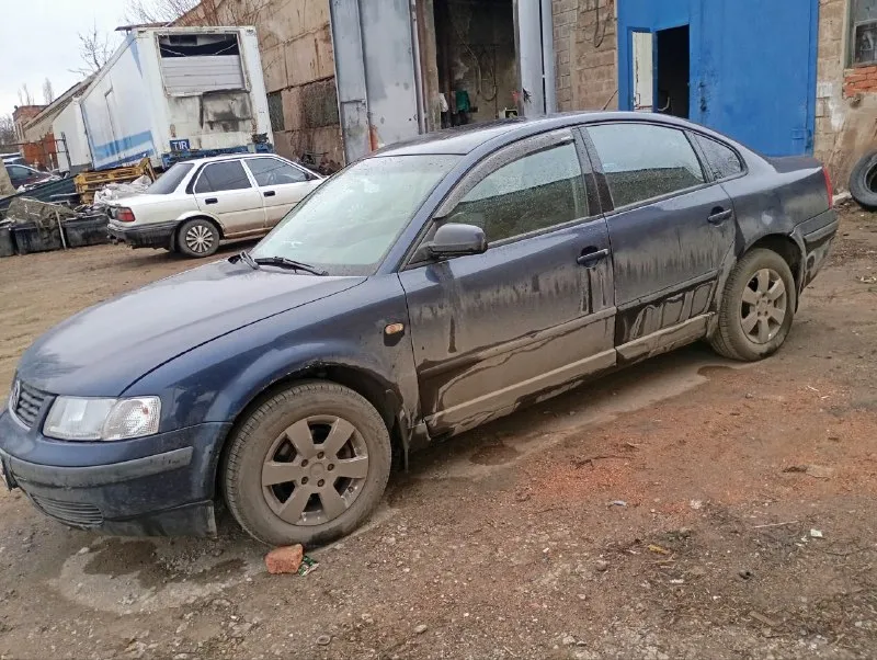 Продам volkswagen пассат б5, 1999 года. двигатель 1.8 атмосферник, самый надёжный в линейке, масло от заметны до замены не грамма не ест. коробка механика, без нареканий, переключает четко. ходовка перебранная. по кузову имеются, косячки, салон нормальный. цена 400 тыс. , аргументированный торг у авто. тел. +79493614200 📞 звоните: +7(949)3614200 - фотография - 9