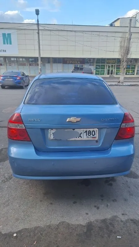 Продам chevrolet aveo t250 1.5 2007года осенью был поварен и по крашенный сделан капремонт двигателя. Стоит 2din магнитола и усилитель. Машина каждый день на ходу. Месяц назад была замена генератора. Стоит сигнализация с автозапуском. Два комплекта ключей. Я собственник второй хозяин покупал я ее ещё в 2013году. Цену вижу 450т торг. Номер для связи +79493761095 а также за этим номером телеграмм и макс - фотография - 2