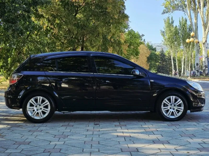 Автор: продам opel астра н год 2007 мотор 1.6 коробка механика пробег 235000родной. комплектация гидроусилитель руля, abs,4 подушки безопасности, климат контроль заправлен работает холодит, стеклоподъёмники, подогрев сидений работает, электро зеркала, магнитофон планшет камера заднего вида, резина зима лето, хороший свет лед ближний дальний туманки, масло поменял двигатель и коробка, много чего сделано по машине, сел и поехал цена 670000 телефон 89498550852 хозяин машина оформлена на меня. . . !!!наш телеграм канал [ бесплатное размещение за репост!!! правила сообщества [ мы в мах [ [ 📞 звоните: +7(949)8550852 - фотография - 6