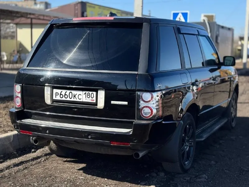🔥продам range rover vogue supercharged 2005 года выпуска объем:4.2 газ/бензин авто в достойном состоянии двигатель работает отлично коробка листает без пинков ходовая часть в отличном состоянии пневма не спускает богатая комплектация я собственник документы кристально чистые осмотр донецк остальные вопросы по телефону цена: 1.650🍋 торг +79490394551 телеграмм: +79494503573 📲 tg: tonya 📞 звоните: +7(949)0394551 - фотография - 2