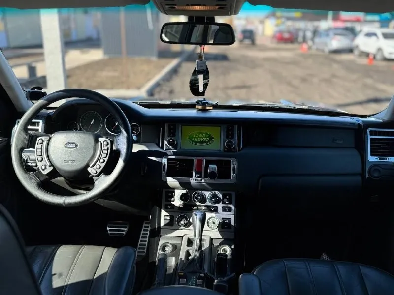 🔥продам range rover vogue supercharged 2005 года выпуска объем:4.2 газ/бензин авто в достойном состоянии двигатель работает отлично коробка листает без пинков ходовая часть в отличном состоянии пневма не спускает богатая комплектация я собственник документы кристально чистые осмотр донецк остальные вопросы по телефону цена: 1.650🍋 торг +79490394551 телеграмм: +79494503573 📲 tg: tonya 📞 звоните: +7(949)0394551 - фотография - 4