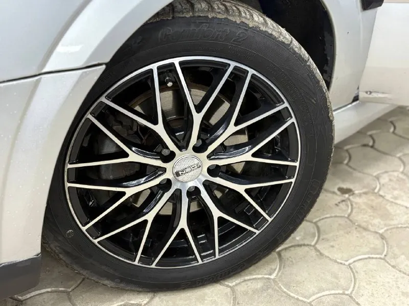 Продам хороший opel вектра с 2005 года с родным пробегом 236т. км, оцинкованный кузов, всё стёкла родные включая лобовое!!! доп установлены, музыка, билэд свет, новые титаны, тормозные диски, колодки, стойки в круг, перебрана ходовая, новая турбина, хозяин по документам, проблем нет, всё чисто и честно! цена 560т. р тел. +79490429414 📲 tg: юрий 📞 звоните: +7(949)0429414 - фотография - 5