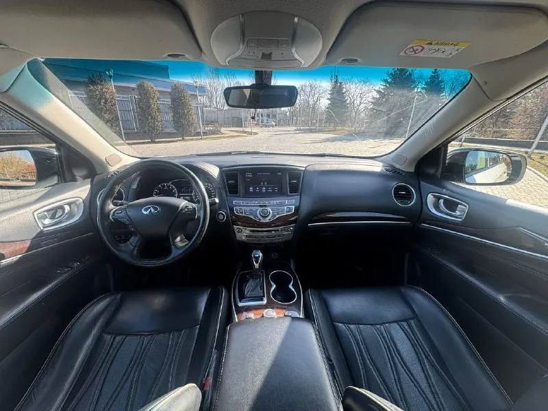 Продаётся infiniti qx60, основные характеристики: год выпуска: 2019. пробег: 118.962 км. двигатель: 3,5 л, бензиновый, 262 л. с. трансмиссия: вариатор (cvt). привод: полный (awd). ключевые опции: 7‑местный салон; камера 360 климат‑контроль; круиз‑контроль; датчики парковки; кожаный салон; мультимедийная система с сенсорным экраном. возможен торг при осмотре. цена: 2.600,000 руб. контакты: 89496288989 - фотография - 8