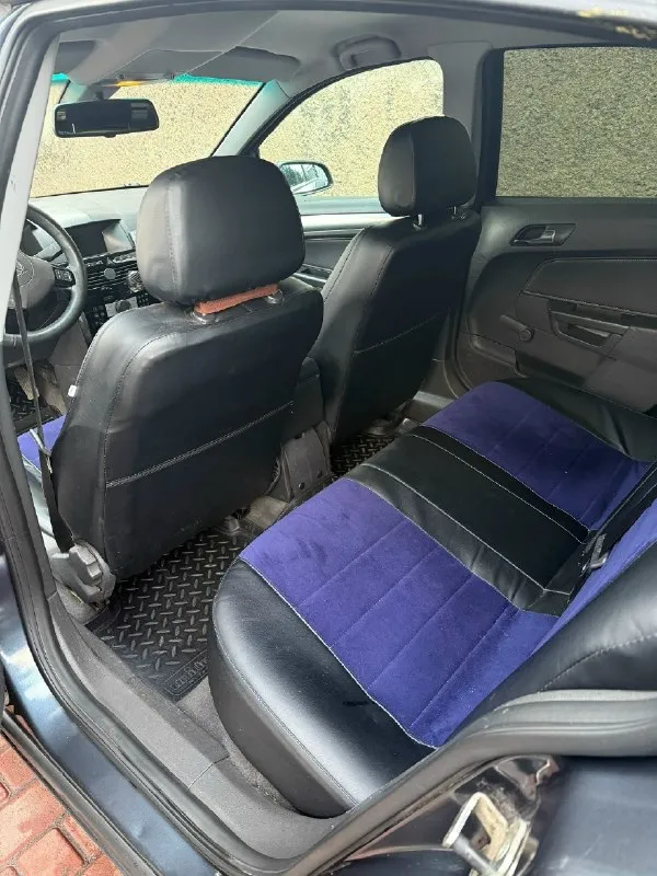 Продам opel astra h 2008 г. в. 3 владельца. 1.6 бензин мкпп. 190000 км. пробег. авто в хорошем состоянии. полностью обслуженный автомобиль, без вложений. по ходовке тишина, как мячик. салон ухоженный. за машиной следили. по документам чистая, оформлена на меня. цена 610000 осмотр снежное все вопросы по +7 949 797-63-18 📞 звоните: +7(949)7976318 - фотография - 3