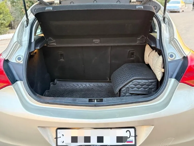 Продам opel astra j 2011г. в. мотор 1,4 турбо, бензин. коробка автомат. пробег 189 тыс. км. обогрев сидений, зеркал и стекол двухзонный климат автомобиль полностью обслужен! с документами полный порядок цена 750 тыс макеевка +79493895538 📞 звоните: +7(949)3895538 - фотография - 5