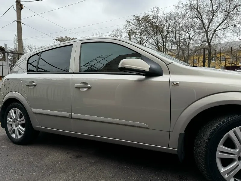 Автор: продам opel астра h 1,6 (без теплообменника) 2005 год, механика официал, не пригон второй хозяин за весь период установлено евро4, вписан в техпаспорт без дтп 2 ключа, мультилок цена 500 000, торг донецк переоформление +7949-345-18-15.. !!!наш телеграм канал [ бесплатное размещение за репост!!! правила сообщества [ мы в мах [ [ 📞 звоните: +7(949)3451815 - фотография - 5