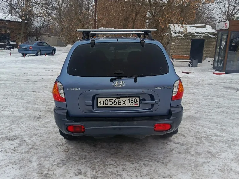 Hyundai santa fe classic 2000 год : 2.0 газ/бензин кпп: механическая 5ст. продажа от собственника. чистые документы, полное переоформление. автомобиль был пригнан в 2016 году, все 10 лет в одной семье. стоит контрактный мотор, ставился полтора года назад, вписан в птс. семейный автомобиль, в отличном состоянии, в родном окрасе. стоит газ евро4. по комплектации: кондиционер (заправлен), 4 эсп, электрорегулировка и обогрев зеркал, android магнитола с камерой заднего вида. ходовка в идеальном состоянии, стоит новая печка, велюр под чехлами как новый. цена: 650 000руб, торг реальному покупателю шахтерский район +7 951 839 88 77 кирилл 📞 звоните: +7(951)8398877 - фотография - 6