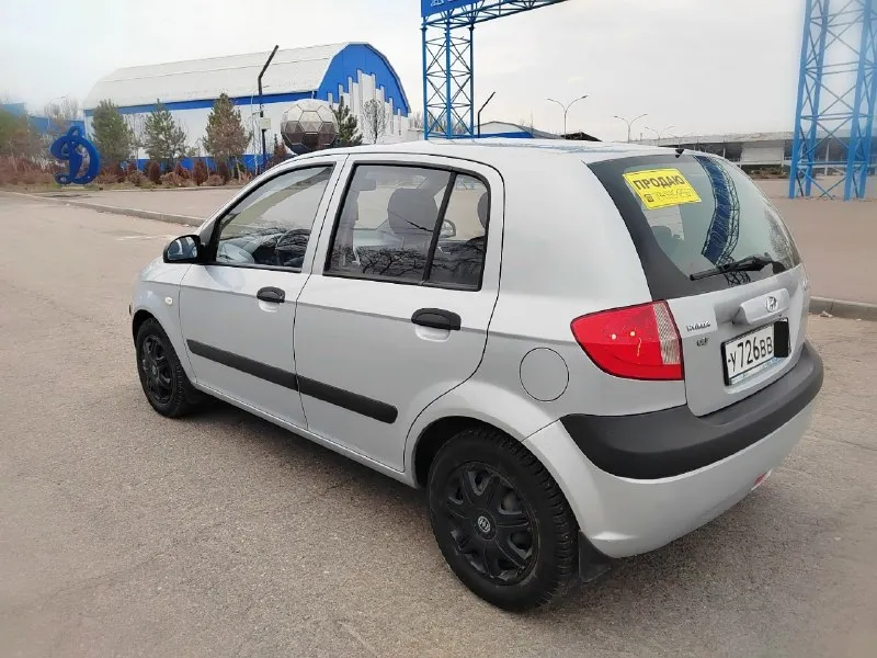 Продается hyundai гетс. 2009 года. двигатель 1.4. на автомате! пробег 145к. отличное состояние! автомобиль обслужен! вложений не требует! кондиционер, печка работают! ходовая не стучит. салон ухоженный, не курили! осмотр докучаевск, донецк. цена 588000₽ 9498093748 📞 звоните: +7(949)8093748 - фотография - 7