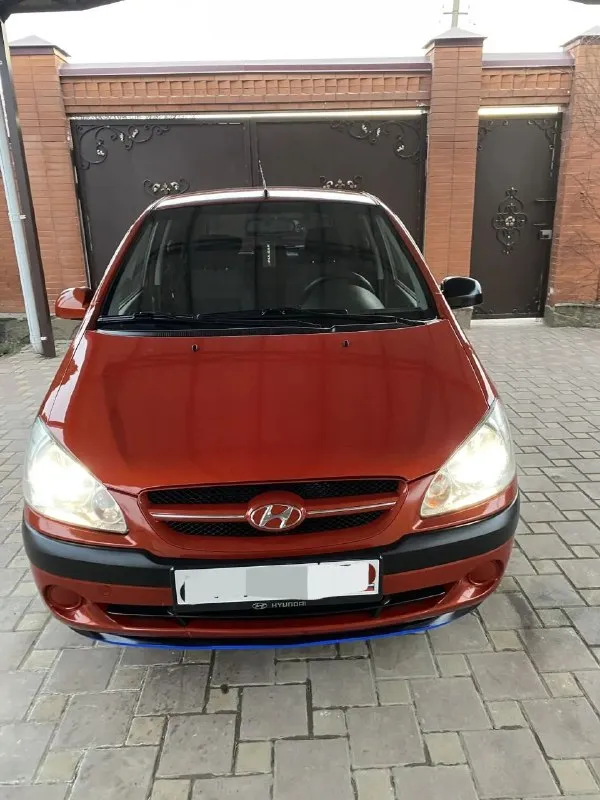 Автомобиль хюндай гетц 2007 г. в.. .1.4.ат. в превосходном состоянии. .один хозяин. ..не бит без дтп. ..в таком состоянии мало гецов. работает абсолютно все. диагностическая'карта в подарок. есть авс. гур. электростеклоподьемники. электрорегулировка зеркал. подогрев зркал и заднего стекла. подогрев сидений. ..серворуль. .бортовой компьютер. ..камера заднего вида. андроид. макеевка. +79493039475 +79180313617.цена 599000т. р. - фотография - 3