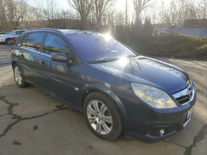 Продам opel signum 2006 год, 2.2 бензин, 217000км пробег, механика, машина в хорошем состоянии, по т... - фотография