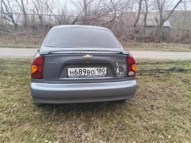 Продам chevrolet ланос на максимальной комплектации sx, на хорошем ходу ничего не гремит не стучит, два комплекта резины. цена 250 небольшой торг. +79490375410 📞 звоните: +7(949)0375410 - фотография - 4