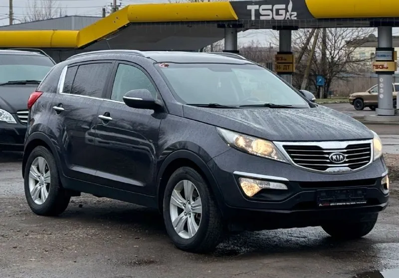 Продам
Kia sportage
2011
2.0
Aisin
Авто в хорошем состоянии, стоит хорошая летняя резина yokohama, ходовка обслужена, работа двигателя и коробки без нареканий, классический надежный японский автомат.
Замена масла двигателя каждые 6 тысяч км, два ключа. Хорошая комплектация с климатом и подогревами, также парктроники.
Цена: 1.290.000
Обращаться по номеру телефона
+79494330000
+79493485992
Либо по адресу г. Шахтерск ул. Ленина 2 - фотография - 1