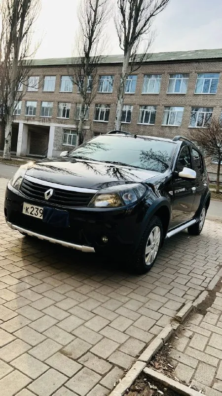 Здравствуйте, продам renault сандеро степвей, 2014г, состояние машины в полном порядке не каких вложений не требует ! кузов в идеальном состоянии оцинкованный без коррозии и сколов, вся машины в родне и без дтп ! два комплекта колёс зима лето, пробег 156, двигатель работает отлично масло от замены до замены, двигатель цепной ! ходовая часть без каких либо постоянных шумов, сигнализация с автозапуском, салон чистый и ухоженный ! очень высокий клиренс, за время владения не когда не подвела, и показала себя отлично ! болле подробно по телефону, могу скинуть видео ! +79484816190 цена 675000₽ торг 📞 звоните: +7(948)4816190 - фотография - 4