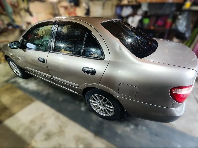 Продам nissan almera n16 2006 1.8 мкпп! 📊 характеристики: • модель: nissan almera n16 • год выпуска: 2006 • двигатель: 1.8 л бензин, 116 л. с. • кпп: механика 5-ступ. • пробег: [250,047] • привод: передний • климат контроль • vin: sjnbban16u2689448 🔧 состояние: ✅ двигатель: 4+ ✅ мкпп: четкие переключени 4+ ✅ подвеска: 5 ✅ кузов: немного приложить руки (состояние на фото) 4 ✅ резина: [лето на литых 16 дисках + зима на литых 15 дисках] ✅ салон: 4 📜 документы: ✅ птс ✅ стс, страховка 💰 цена: [440 000 руб. ] торг при осмотре 📍 донецк / [буденновский р-н] 👤 сам владелец [с 2023] 📞 +7 (949) 524-52-54 — звоните - фотография - 3