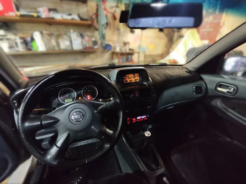 Продам nissan almera n16 2006 1.8 мкпп! 📊 характеристики: • модель: nissan almera n16 • год выпуска: 2006 • двигатель: 1.8 л бензин, 116 л. с. • кпп: механика 5-ступ. • пробег: [250,047] • привод: передний • климат контроль • vin: sjnbban16u2689448 🔧 состояние: ✅ двигатель: 4+ ✅ мкпп: четкие переключени 4+ ✅ подвеска: 5 ✅ кузов: немного приложить руки (состояние на фото) 4 ✅ резина: [лето на литых 16 дисках + зима на литых 15 дисках] ✅ салон: 4 📜 документы: ✅ птс ✅ стс, страховка 💰 цена: [440 000 руб. ] торг при осмотре 📍 донецк / [буденновский р-н] 👤 сам владелец [с 2023] 📞 +7 (949) 524-52-54 — звоните - фотография - 6