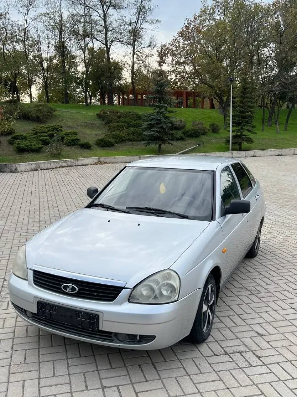 Продам ваз приора 2009 года комплектация кондиционер подогрев заднего стекла регулировка зеркал машина в достойном состояние в родном окрасе без дтп мотор коробка без нареканий ходовая облужена масла фильтра менялись во время документы в порядке цена 380 тысяч торг возле машины срочно! +79495608031 📲 tg: @na_prikollee 📞 звоните: +7(949)5608031 - фотография - 1
