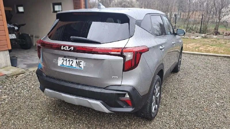 Kia seltos
Рестайлинг !!!
• Год : 03/2023
• Двигатель : 2.0 бензин
• Акпп : вариатор
• Пробег :49.000 миль
• Цвет : серый
• Привод : полный 4wd

Кузов в заводском окрасе !!!

Машина находится в грузии, доставлю в течении 10 дней.

2.4 🍋
+79493781111 ☎️
Eсли нет связи пишите или звоните в telegram.
📞 🇷🇺 Звоните: +79493781111 - фотография - 1