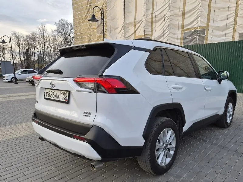 Toyota rav4 - 2020г полный привод. мотор 2.5 + 8ст акпп пробег 92т. км в отличном состоянии, вложений не требует. два комплекта шин. в донецке более 3 лет. вин код на фото. продажа с переоформлением. донецк цена 3 100 000р +7949-02-162-54 - фотография - 3