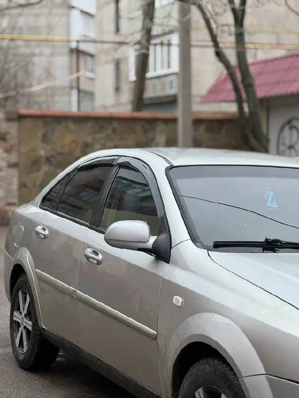 Автор: продам chevrolet lacetti 2011 года выпуска. Состояние кузова на 5/5, без рыжиков. Дно в идеальном состоянии двигатель 1.4, едет бодро, масло не берет. Коробка работает идеально, все передачи на месте. Комплектация: 2 стеклоподъемника, кондиционер, abs, усилитель руля. Состояние салона на 4/5, после химчистки. Печка жарит. На автомобиле стоят r15 литые диски, на новой зимней резине. В комплекте отдаем запаску. Из недавних работ по авто было: двигатель полностью переуплотнен ( прокладка гбц, прокладка клапанной крышки, сальники рв, кв, сальники клапанов ) все прокладки выхлопной системы, гофра, подушки двигателя, кулиса, установлен хороший свет. Цена: 360.000₽, + ( адекватный торг ). Автомобиль находится в енакиево +79495119799.. !!!наш телеграм канал [ бесплатное размещение за репост!!! Правила сообщества [ мы в мах [ [
📞 Звоните: +7(949)5119799 - фотография - 4