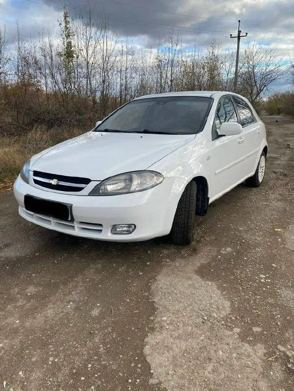 Продам chevrolet лачети 2006г. Объём 1.6л в хорошем состоянии. Летняя резина новая. Учёт 180. Макеевка. +79493413057 анастасия.
📞 Звоните: +7(949)3413057 - фотография - 3