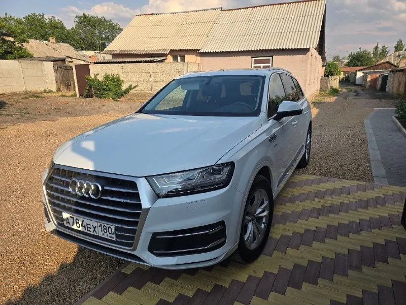 Продам audi q7 2.0 tfsi 2019 год. мощность: 252 л. с. птс: электронный владельцев по птс: 1 состояние: не битый коробка передач: автомат привод: полный тип кузова: внедорожник 5-дверный цвет: белый руль: левый +7 949 401 6982 антон 📞 звоните: +7(949)4016982 - фотография - 1