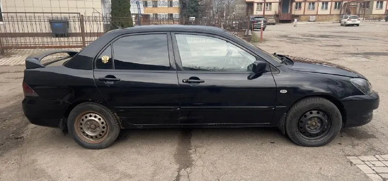 Продам mitsubishi lancer 9, 1.6 мт. 2007г. Пробег-240.000. Донецк, днр
Машина в хорошем состоянии. Донецк, днр
Двигатель работает хорошо, не троит, тяга отличная. Есть небольшие дефекты на кузове, дно не гнилое и без ржавчин. Коробка работает без нареканий. Салон в хорошем, ухоженном состоянии. Я третий хозяин.
Комплектация: с кондиционером, стеклоподъемниками, подогрев сидений, сигнализация, установлен андройд беспроводной аррlе саrрlаy, аndrоid аutо с камерой заднего вида. Установлены новые блоки фар с bi led оптикой (свет отличный). Была замена рулевой рейки 5000км назад. Ходовка перебрана-в отличном состоянии.
Хорошая машина на каждый день.
Цена: 475 000 рублей. Торг у капота.
Тел: +79493733194
📲 Tg: @tyttopreklama
📞 Звоните: +7(949)3733194 - фотография - 2